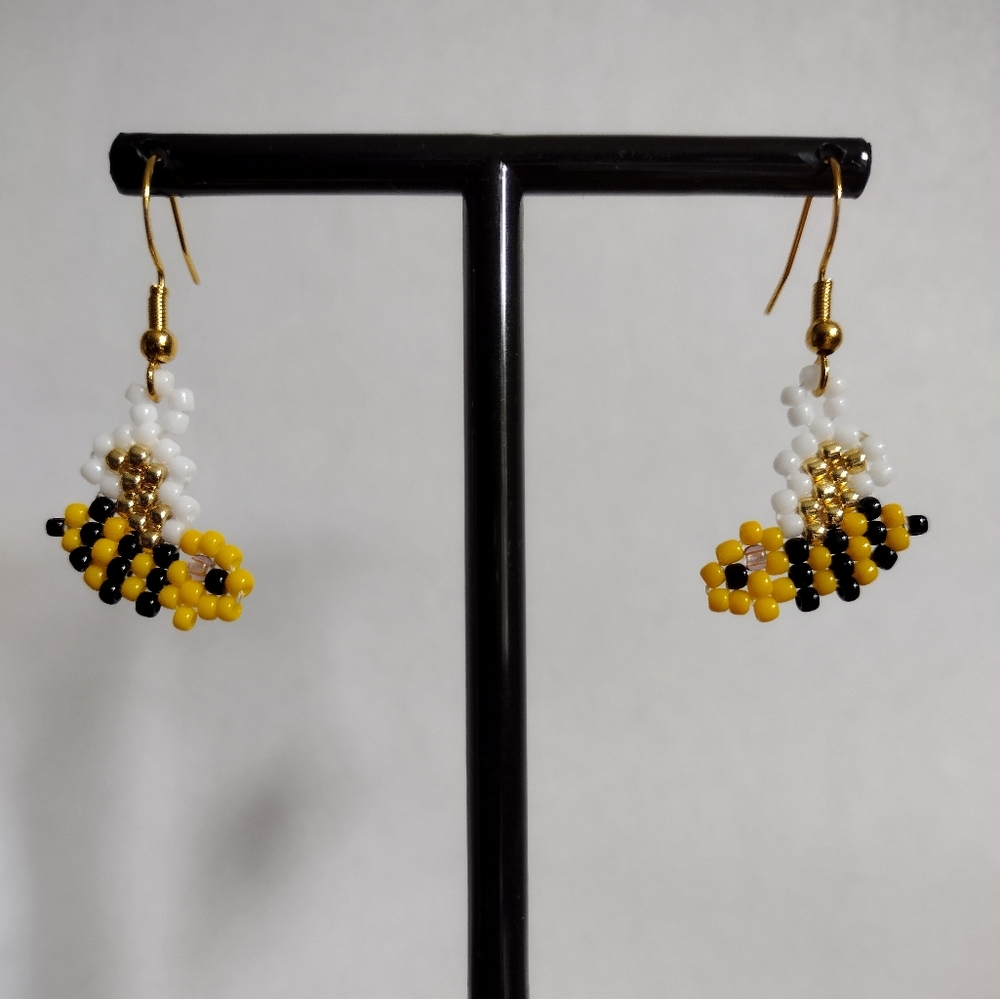 Adorable 1 1/2" Yellow Beaded Bumble Bee Dangle S925 Earrings